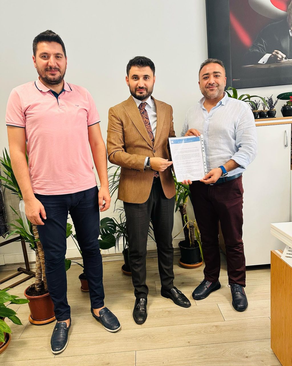 Bugün İl Milli Eğitim Müdürlüğü Özel Eğitimden sorumlu İl Milli Eğitim Müdür yardımcısı Sn Engin BOYRAZ beyefendiyi ziya... – görsel 2