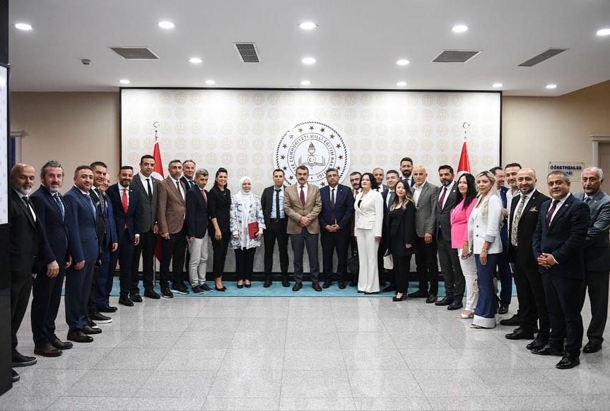 Özel Özel Eğitim Konfederasyonu olarak Milli Eğitim Bakanı Prof Dr Sn Yusuf TEKİN beyefendiye hayırlı olsun ziyaretinde... – görsel 1