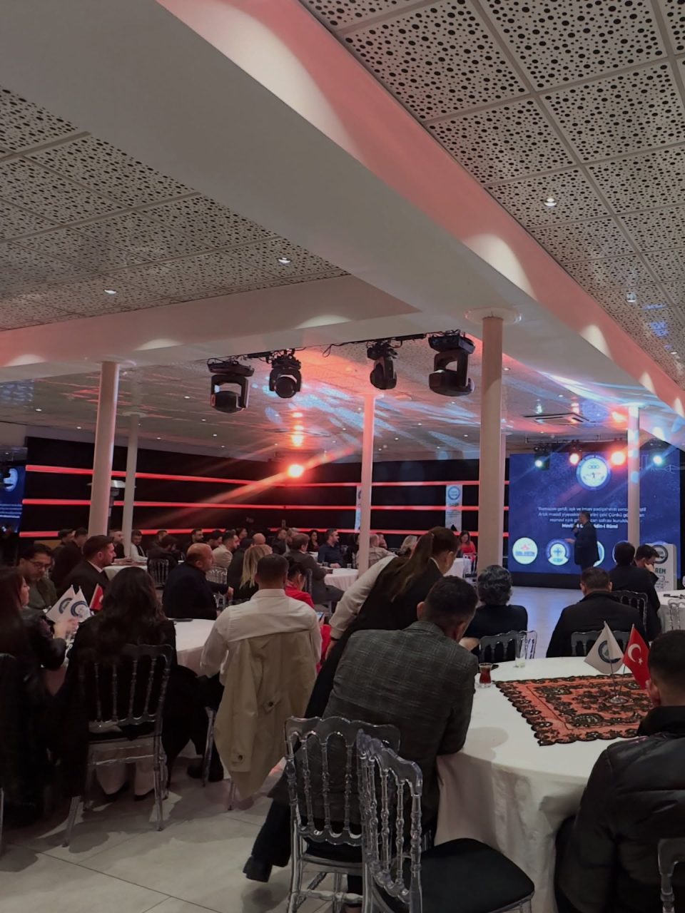 İSREM (İstanbul Rehabilitasyon Merkezleri Derneği) olarak Shine Portaxe’de gerçekleştirdiğimiz iftar programımıza; – görsel 8