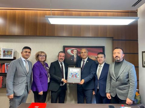 Özel Eğitim Dernekleri Federasyonu Başkanı Sayın Sabahattin Yıldız, Anadolu Özel Éğitim Federasyonu Başkanı Sayın Umut B...